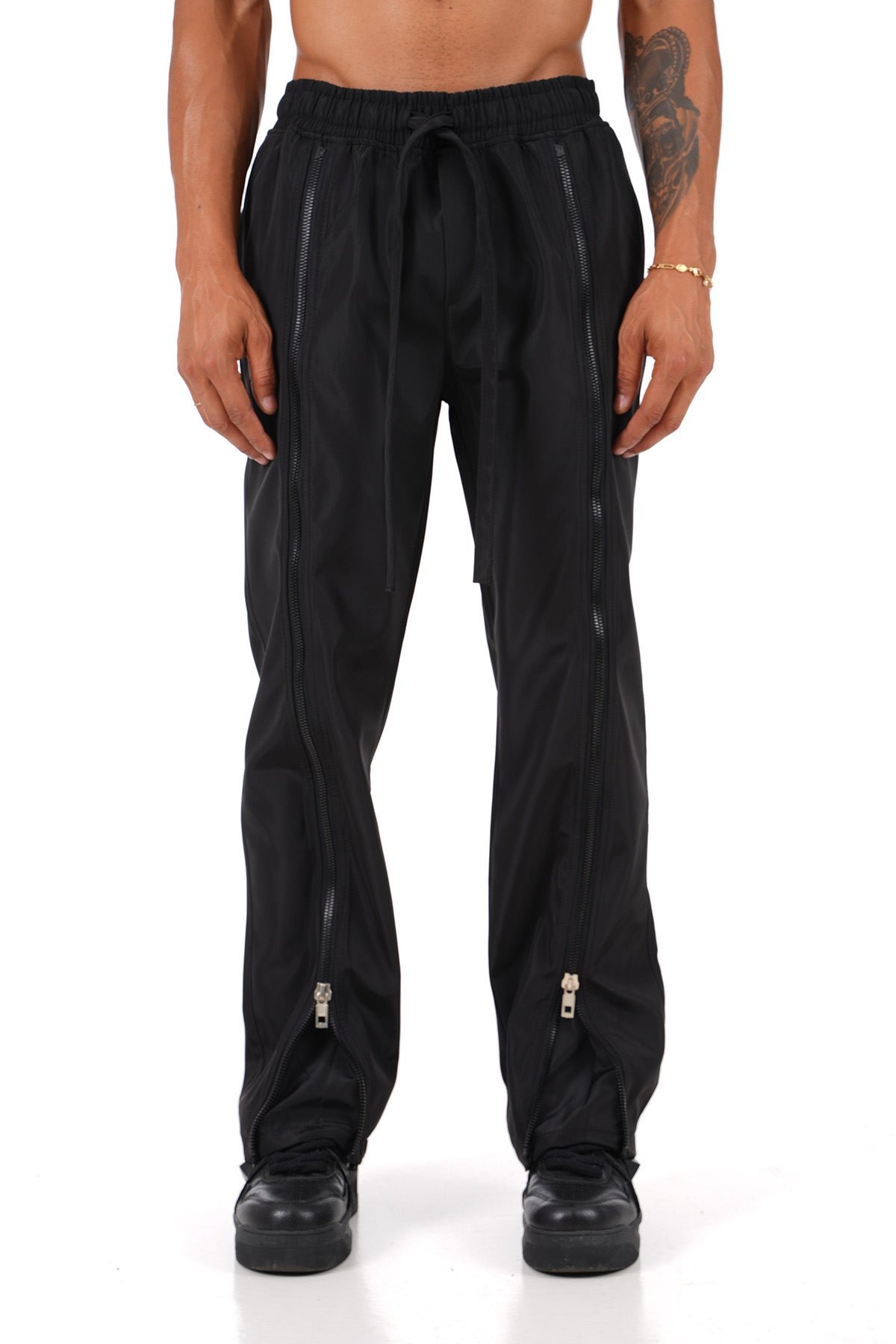 CARGO ZIPPED BLACK 1120