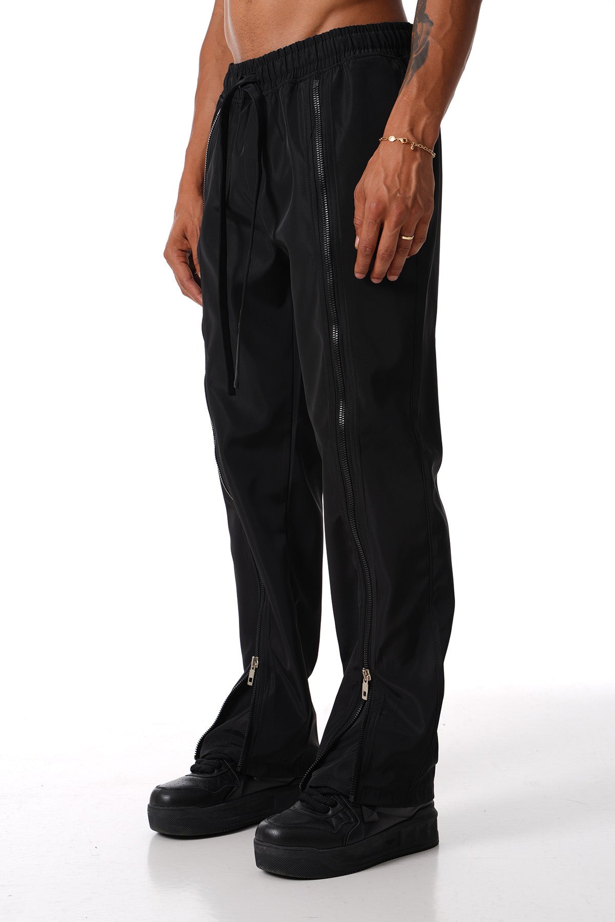 CARGO ZIPPED BLACK 1120