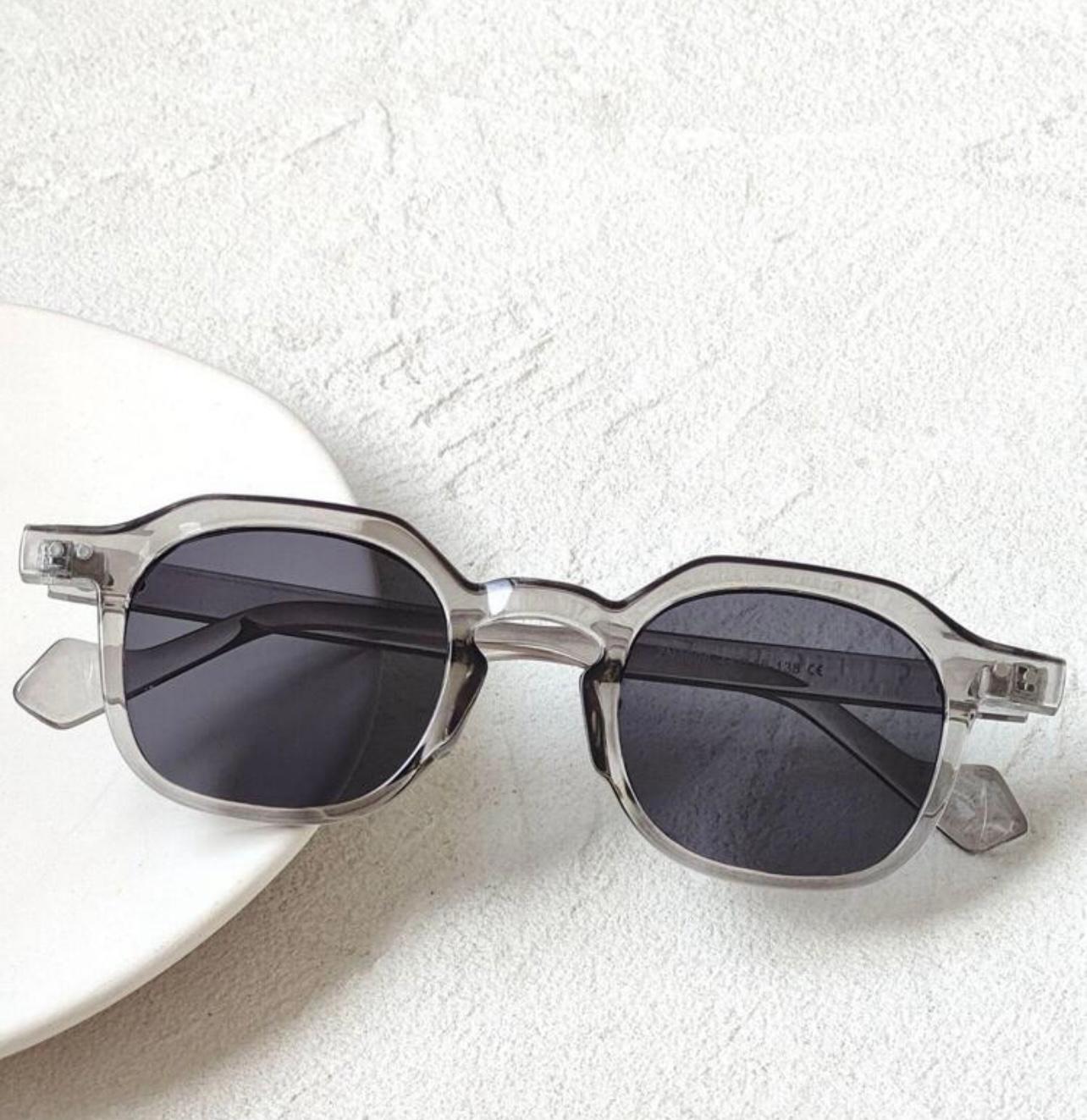 Smart casual Sunglasses