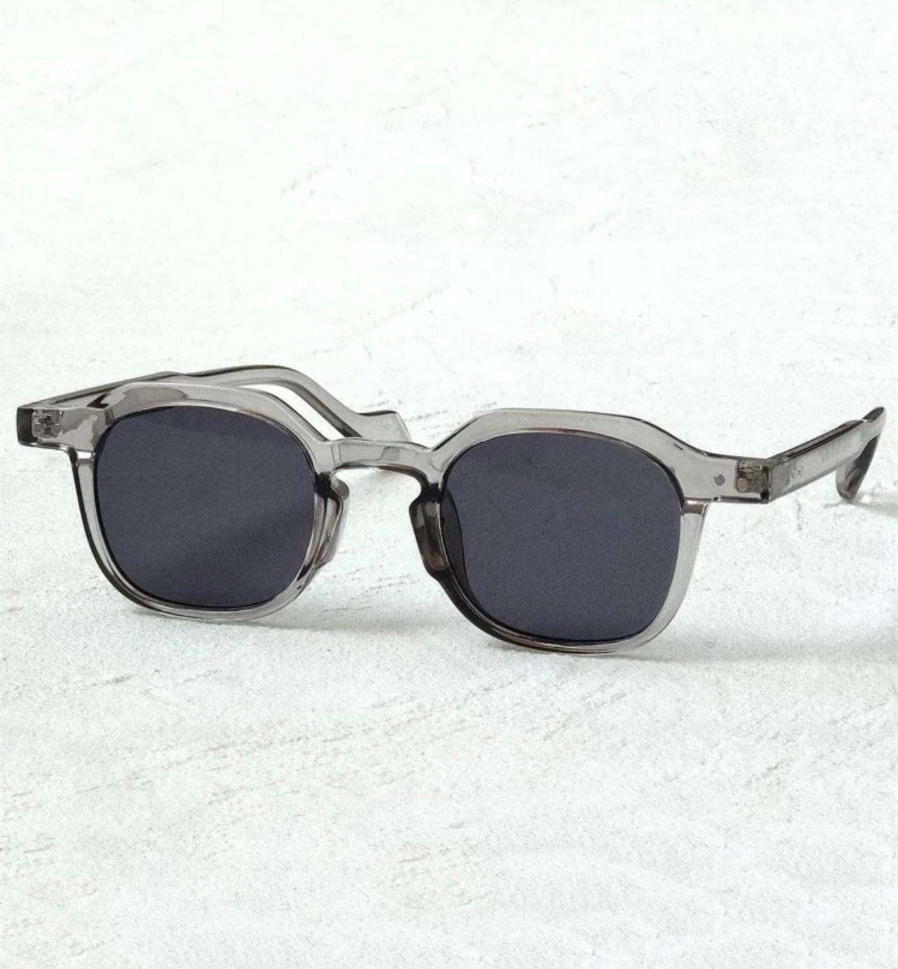 Smart casual Sunglasses